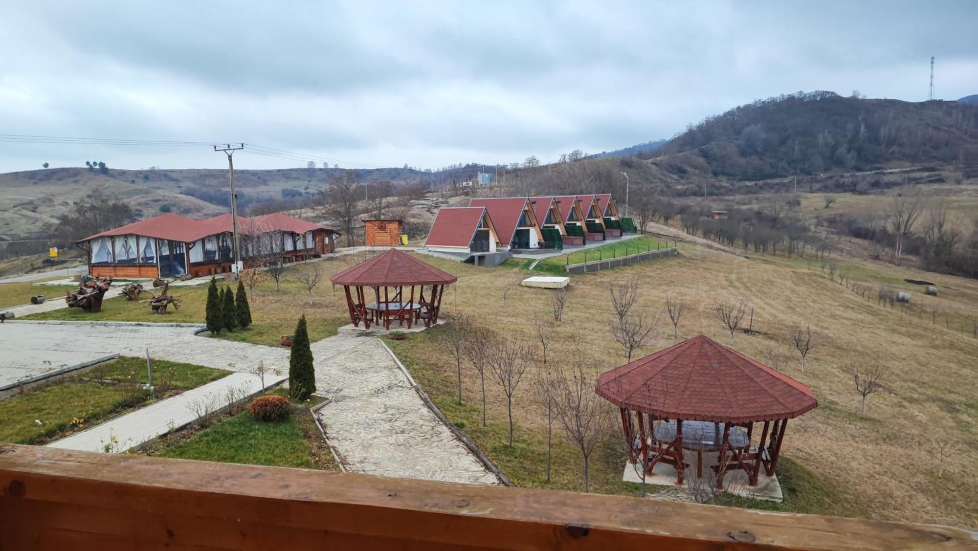 Motel Prislop Haţeg Exteriér fotografie